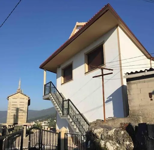 J. Casa Con Vistas En - Carnota Lira (A Coruna)
